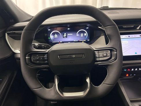 New 2026 Jeep Cherokee Limited image 9