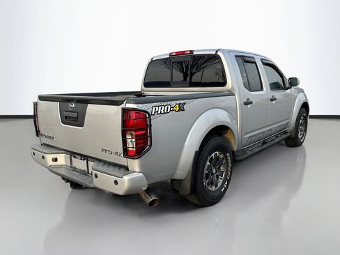 Used 2019 Nissan Frontier PRO-4X image 7