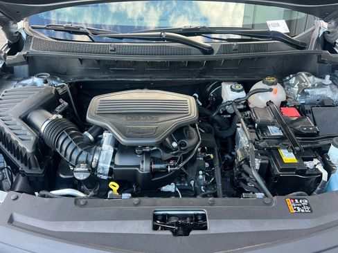 Certified 2025 Cadillac XT6 Premium Luxury image 56