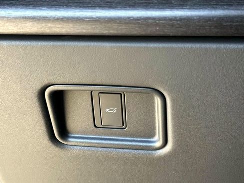 New 2026 Land Rover Range Rover SE AWD/4WD image 30