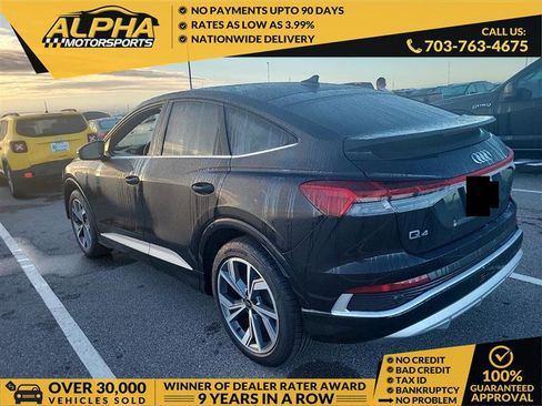 Used 2025 Audi Q4 e-tron Premium Plus w/ Premium Plus image 1