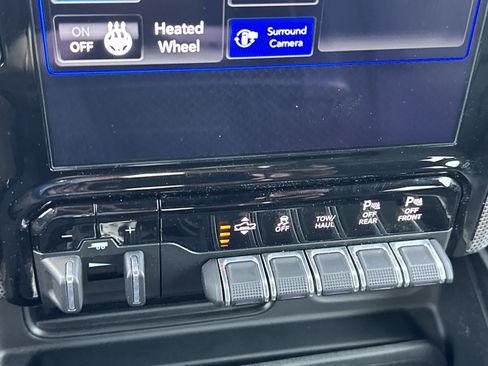Used 2021 RAM 1500 Limited AWD/4WD image 31