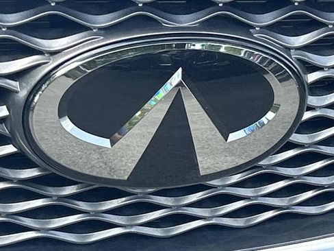 Certified 2025 INFINITI QX50 Pure AWD/4WD image 11