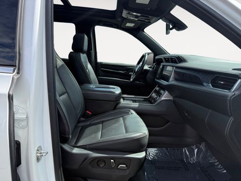 Used 2022 GMC Yukon Denali AWD/4WD image 19