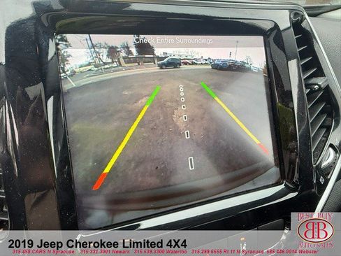 Used 2019 Jeep Cherokee Limited w/ Luxury Group AWD/4WD image 45