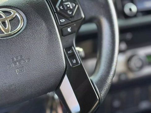 Used 2021 Toyota Tacoma SR RWD image 37