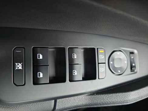 New 2026 Kia Sportage EX image 26