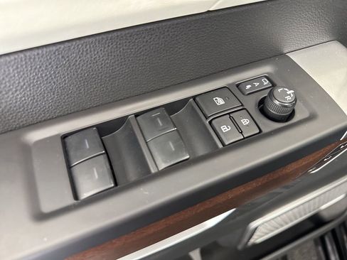 Used 2024 Toyota Sequoia Capstone AWD/4WD image 44