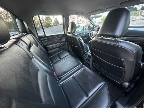 Used 2018 Honda Ridgeline Sport image 20