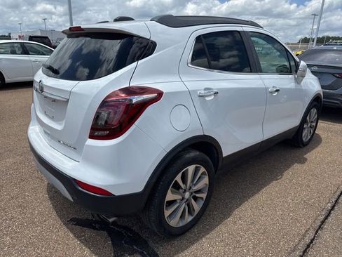 Used 2019 Buick Encore Preferred w/ Safety Package FWD image 6