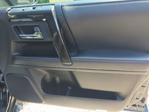 Certified 2024 Toyota 4Runner TRD Off-Road Premium w/ Moonroof Package AWD/4WD image 20
