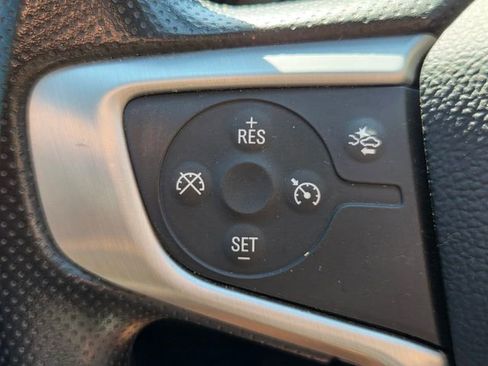 Used 2023 GMC Terrain SLE FWD image 19