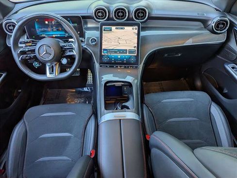 Used 2024 Mercedes-Benz GLC 43 AMG 4MATIC image 19