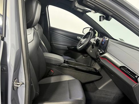 Used 2023 Volkswagen ID.4 Pro S AWD/4WD image 31