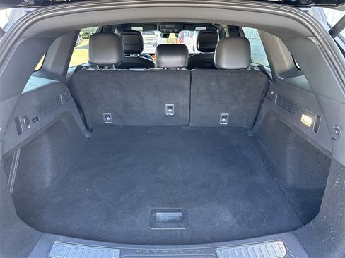 Used 2024 Lincoln Nautilus Reserve w/ Jet Appearance Package (87T) image 19