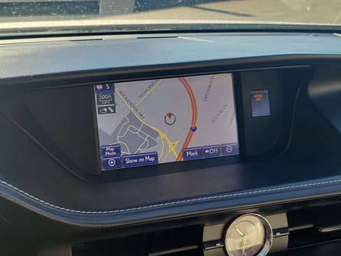 Used 2013 Lexus ES 350 w/ Luxury Pkg image 15