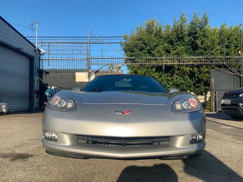 Used 2005 Chevrolet Corvette Convertible w/ Preferred Equipment Group RWD image 8