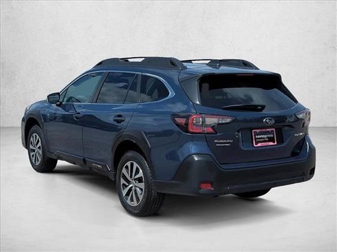 Used 2023 Subaru Outback Premium AWD/4WD image 2