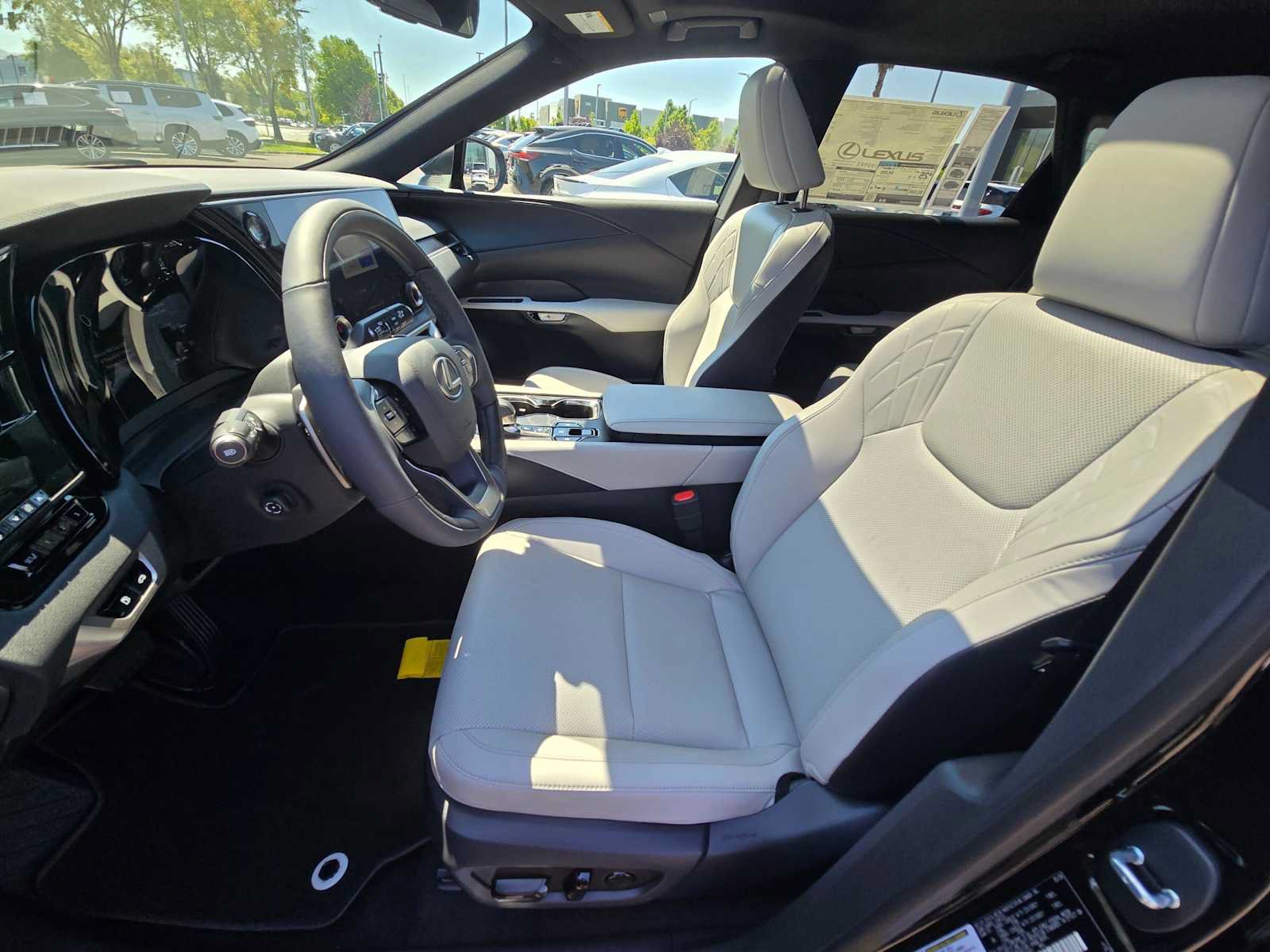 Used 2026 Lexus RX 350 Premium w/ Convenience Package FWD image 28