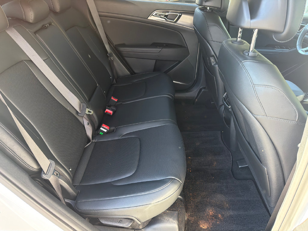 Used 2024 Kia Sportage SX FWD image 15
