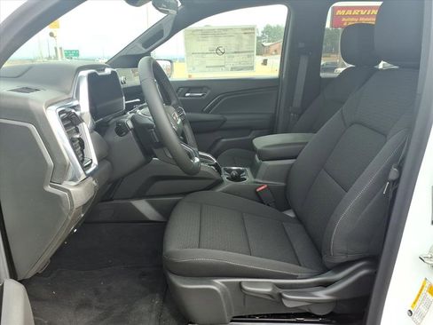 New 2026 GMC Canyon Elevation image 12