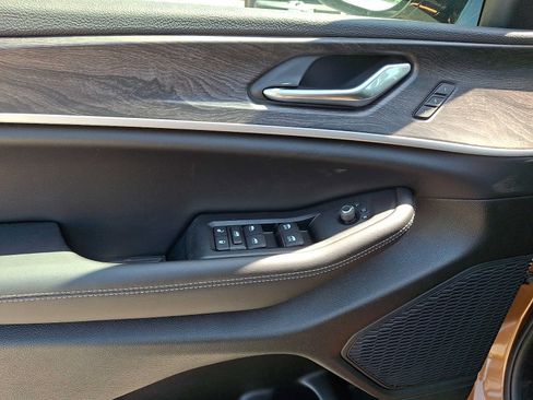 New 2026 Jeep Grand Cherokee Limited AWD/4WD image 8