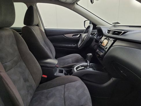Used 2015 Nissan Rogue SV FWD image 21