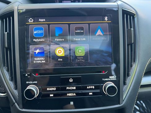 Used 2021 Subaru Crosstrek 2.5i Sport w/ Moonroof Package image 17