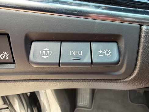 Used 2022 Cadillac XT6 Premium Luxury w/ Platinum Package AWD/4WD image 27