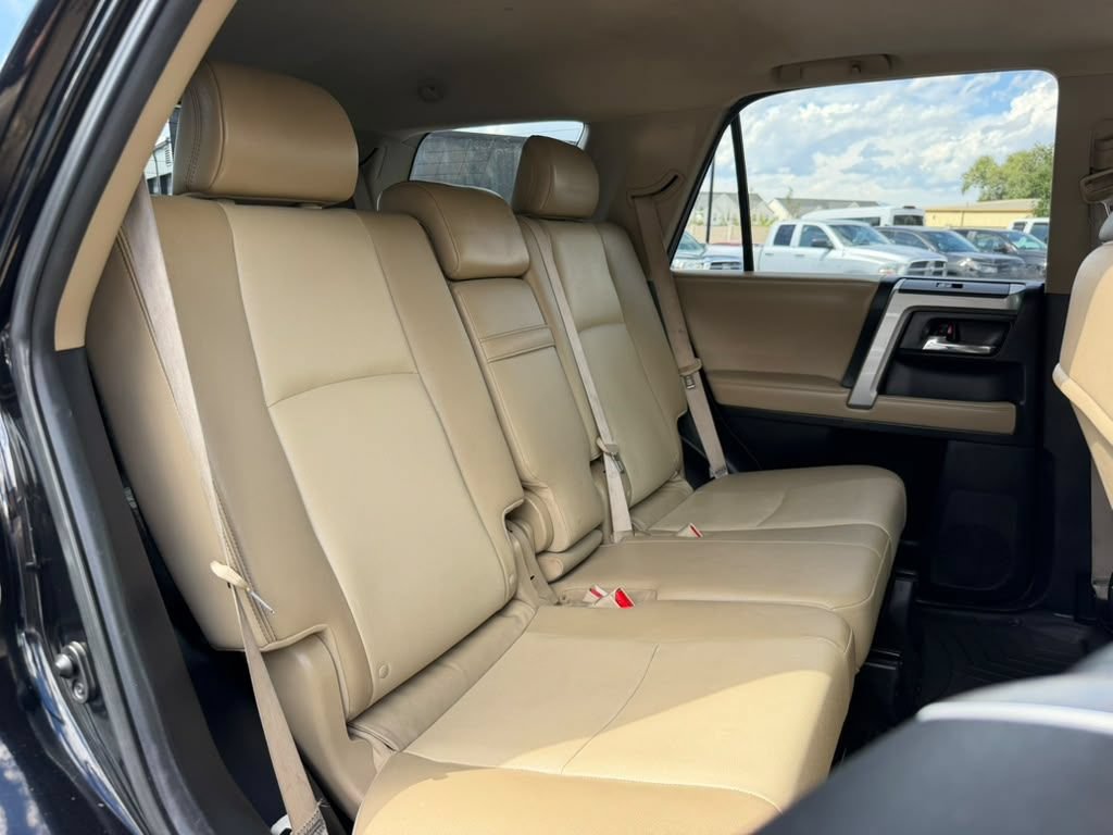 Used 2016 Toyota 4Runner SR5 Premium AWD/4WD image 21