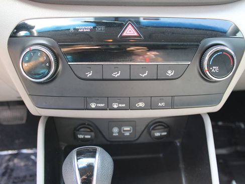 Used 2018 Hyundai Tucson SE FWD image 15