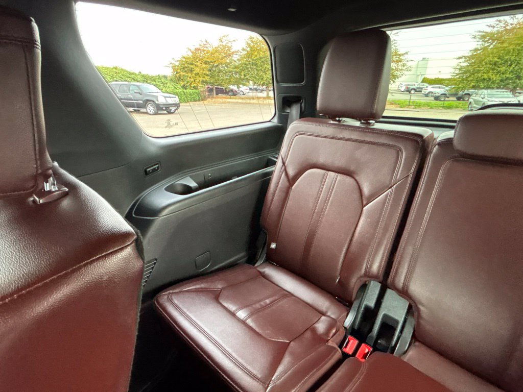 Used 2024 Ford Expedition Limited AWD/4WD image 43