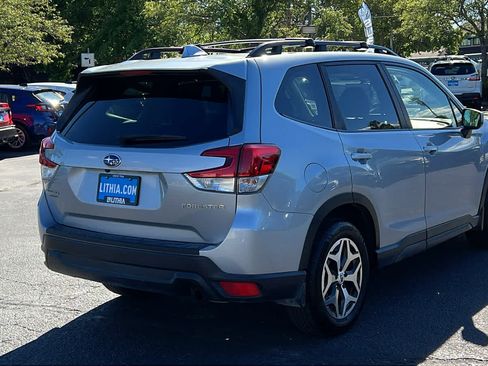 Used 2022 Subaru Forester Premium w/ Popular Package #1 AWD/4WD image 5