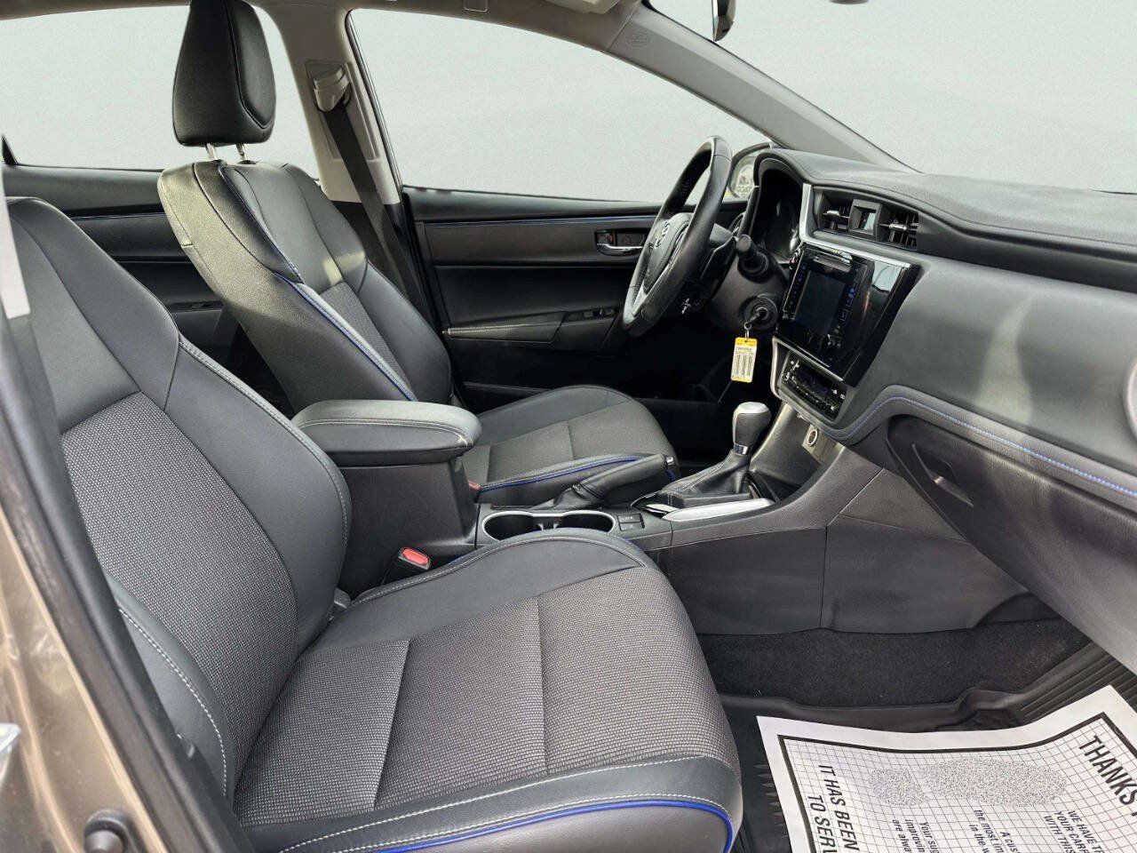 Used 2019 Toyota Corolla SE FWD image 23