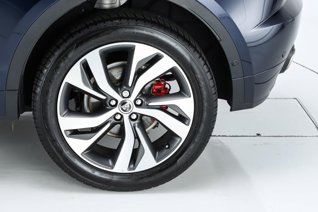 Used 2024 Jaguar E-PACE R-Dynamic SE AWD/4WD image 9