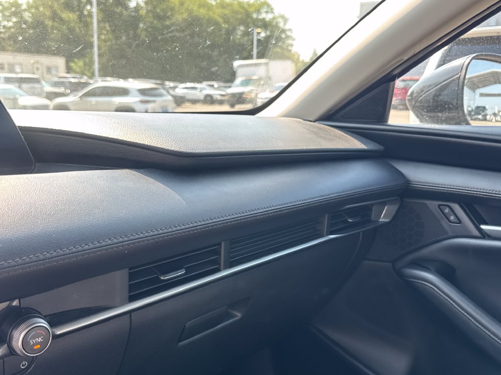 Used 2025 MAZDA MAZDA3 s FWD image 26