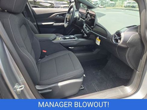 New 2026 Chevrolet Equinox EV LT FWD image 8