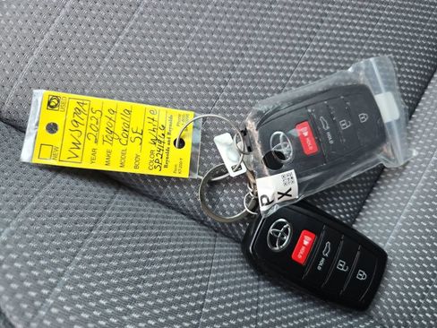 Used 2025 Toyota Corolla SE FWD image 36