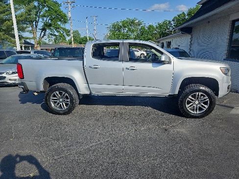Used 2019 Chevrolet Colorado W/T w/ Custom Special Edition image 2