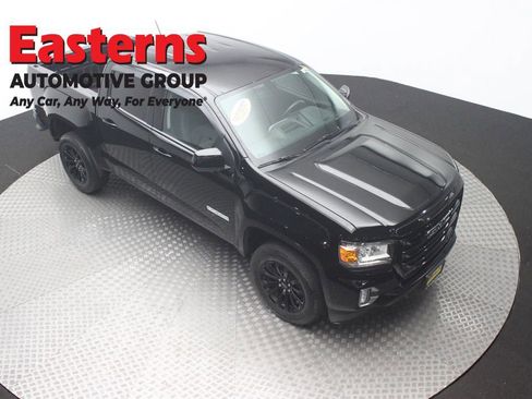 Used 2022 GMC Canyon Elevation w/ Elevation Premium Package image 3