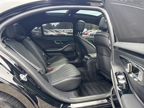 Used 2023 Mercedes-Benz S 500 4MATIC image 15