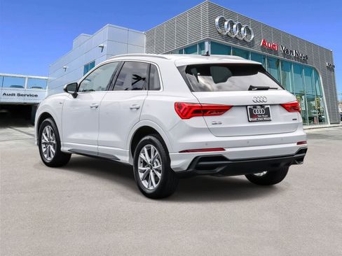 Used 2025 Audi Q3 2.0T Premium w/ Convenience Package AWD/4WD image 2