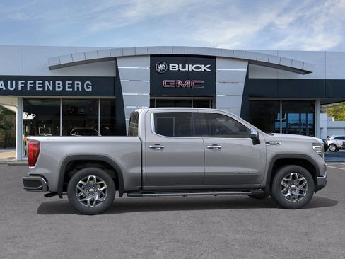 New 2026 GMC Sierra 1500 SLT w/ SLT Premium Package AWD/4WD image 33
