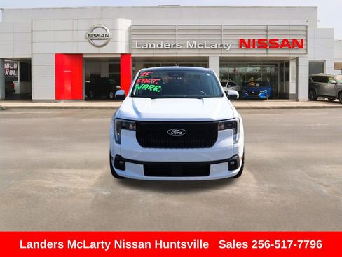 Used 2025 Ford Maverick Lobo image 11