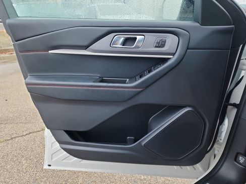 New 2025 Ford Explorer ST-Line w/ Premium Package image 11