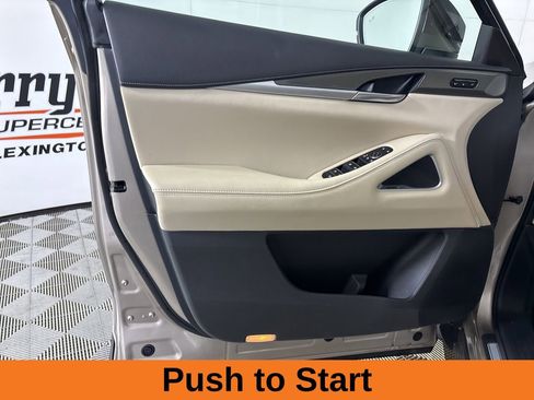 Used 2023 INFINITI QX60 Luxe w/ Performance Audio Package image 9