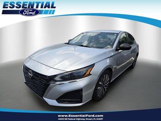 Used 2024 Nissan Altima 2.5 SV FWD video 1
