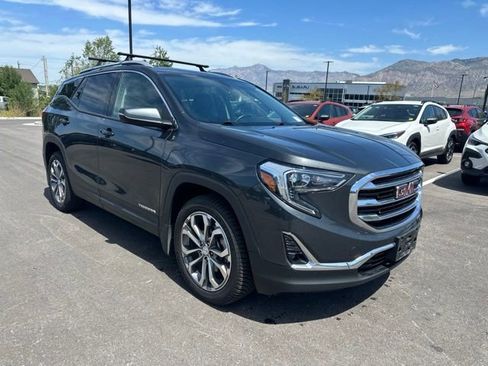 Used 2018 GMC Terrain SLT w/ Preferred Package AWD/4WD image 1