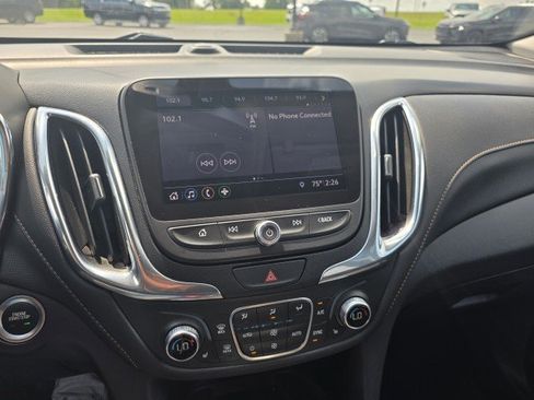 Used 2019 Chevrolet Equinox Premier FWD image 6