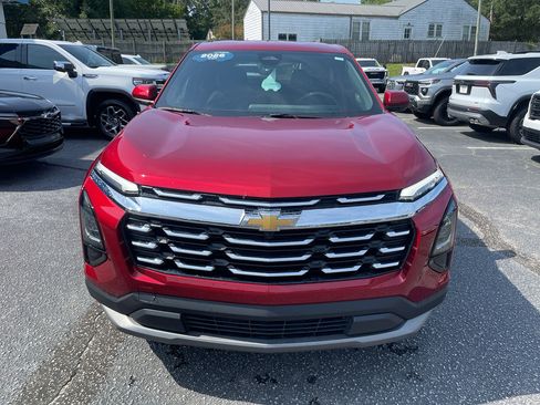 Certified 2026 Chevrolet Equinox LT w/ Convenience Package II FWD image 3